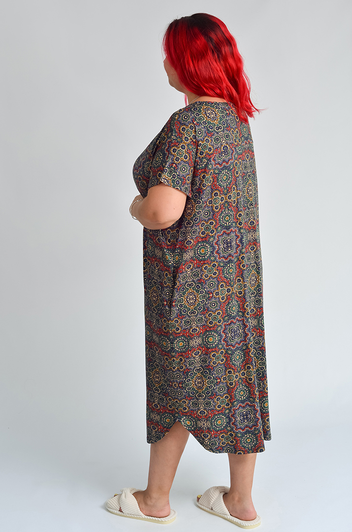 Халат короткий з принтом та на ґудзиках великих розмірів