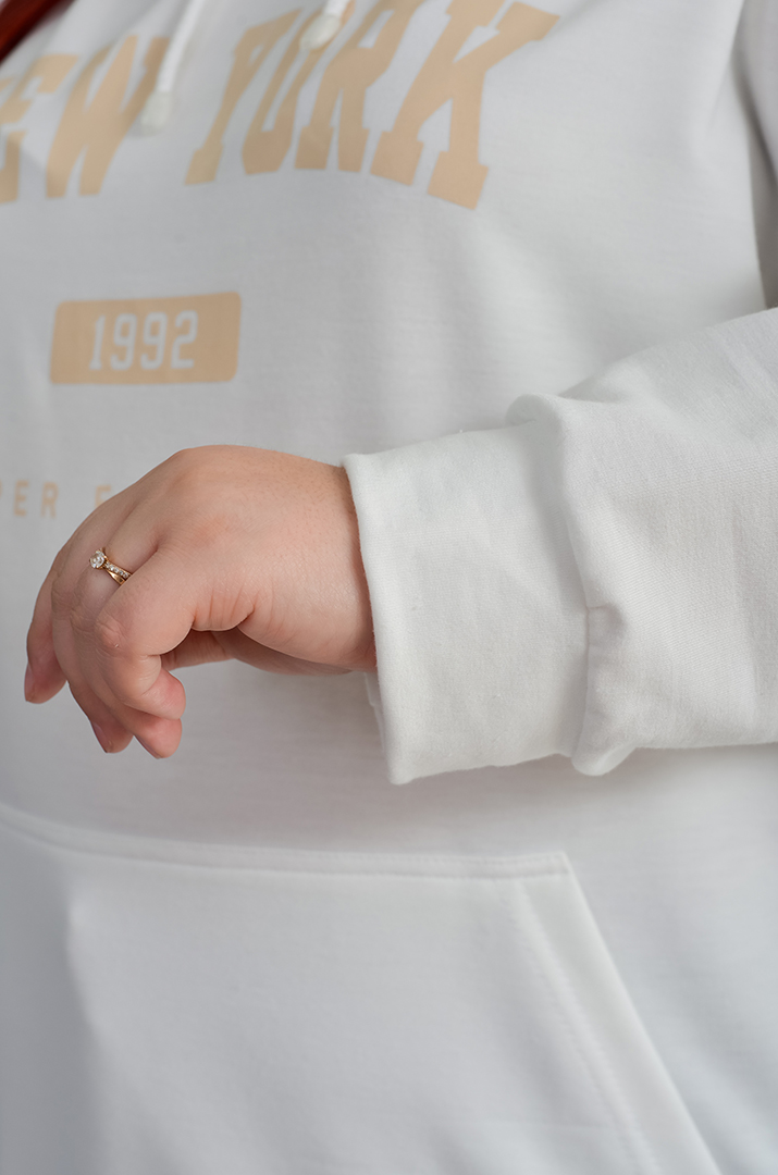 Худі з капюшоном і текстовим дизайном великих розмірів