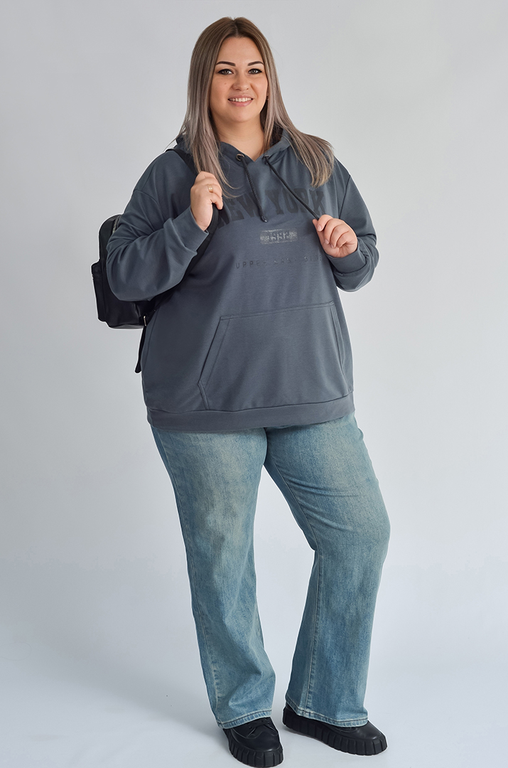 Худі з капюшоном і текстовим дизайном великих розмірів