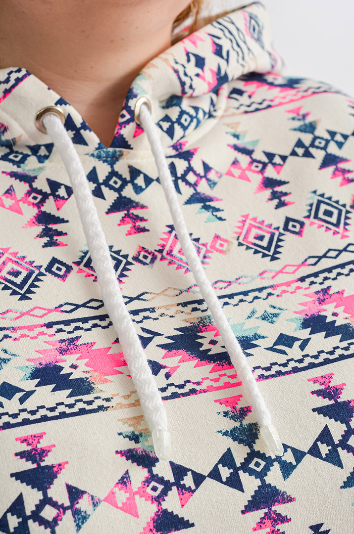 Худі на флісі з етнічним орнаментом великих розмірів