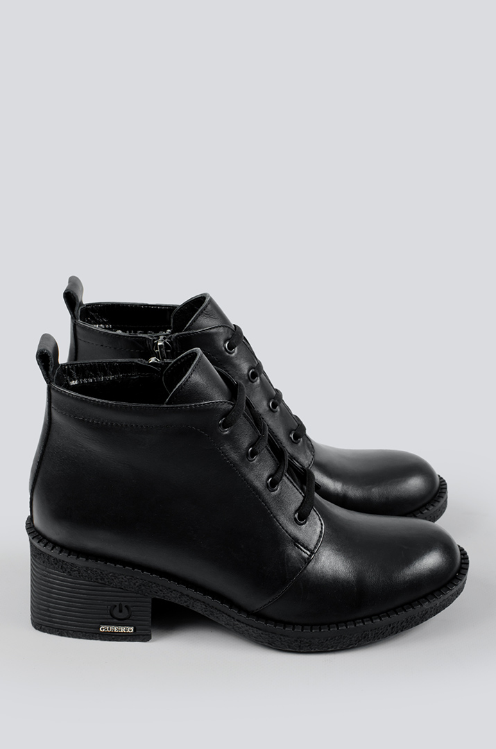 odnotonni_chorni_cherevyky_na_pidborah_velykyh_rozmiriv_42306_Pishna_Krasa Однотонні чорні черевики на підборах великих розмірів