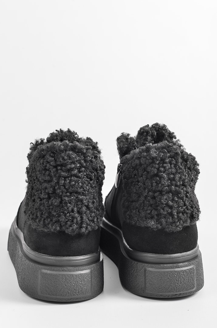 Чорні зимові черевики з замші зі шнурівкою великих розмірів