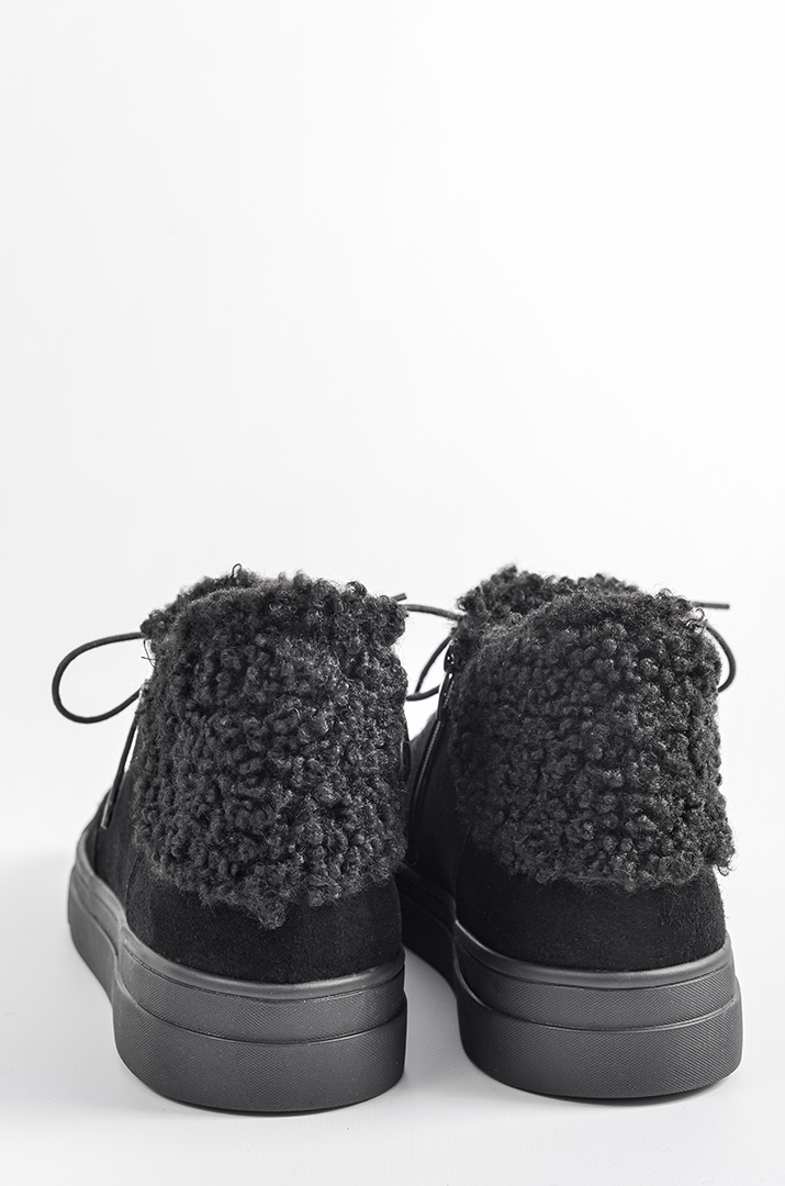Чорні зимові черевики із замші на шнурівці великих розмірів
