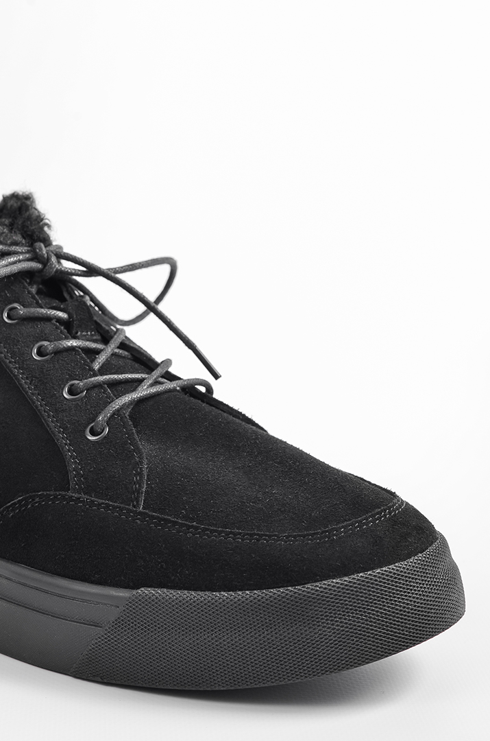 Чорні зимові черевики із замші на шнурівці великих розмірів