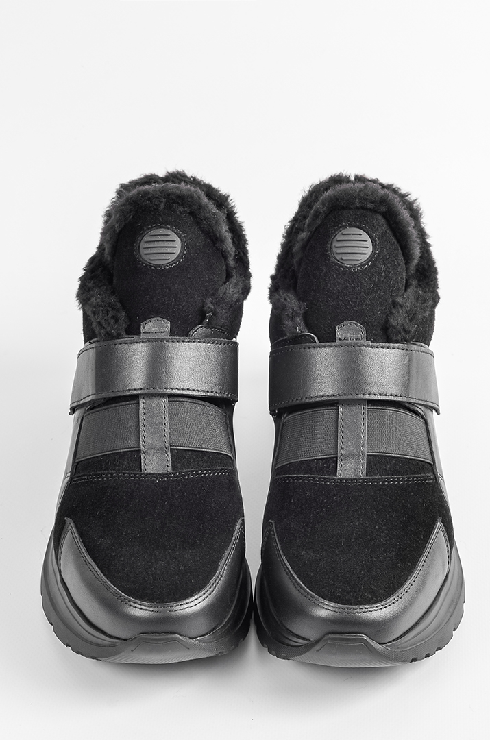 Зимові чорні черевики на низькій танкетці з резинкою та липучкою великих розмірів