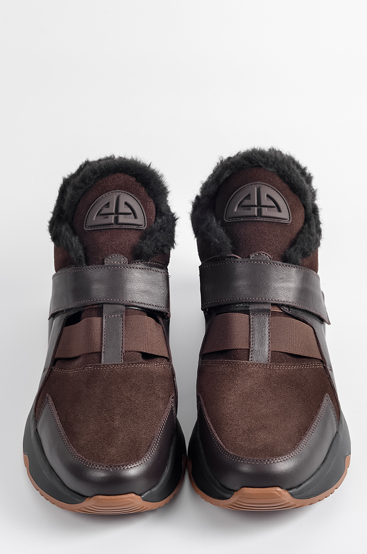 zymovi_shokoladni_cherevyky_na_nyzkij_tanketci_z_rezynkoyu_ta_lypuchkoyu_velykyh_rozmiriv_45624_Pishna_Krasa Зимові шоколадні черевики на низькій танкетці з резинкою та липучкою великих розмірів