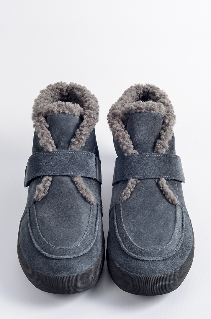 cherevyky_zymovi_iz_zamshi_v_kolori_denim_na_lypuchci_velykyh_rozmiriv_45625_Pishna_Krasa Черевики зимові із замші в кольорі денім на липучці великих розмірів