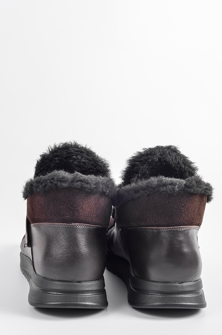Зимові шоколадні черевики на низькій танкетці з еластичною вставкою та липучкою великих розмірів