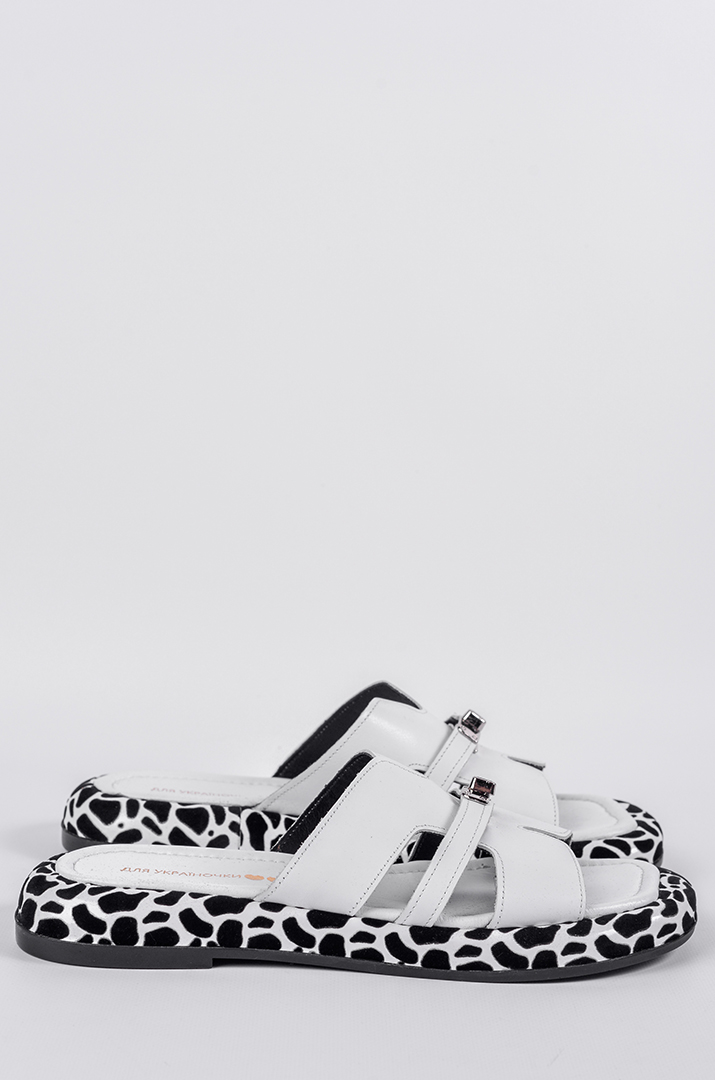 Шльопанці з контрастною підошвою та білим верхом великих розмірів