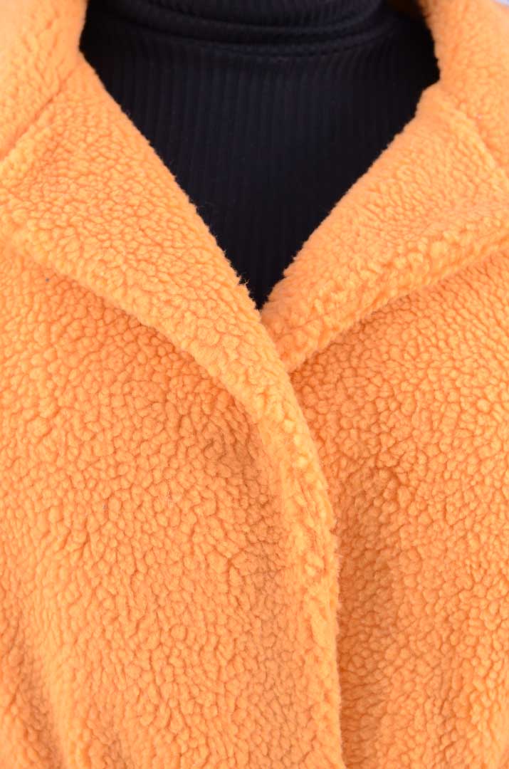 Стильна шуба з поясом батал