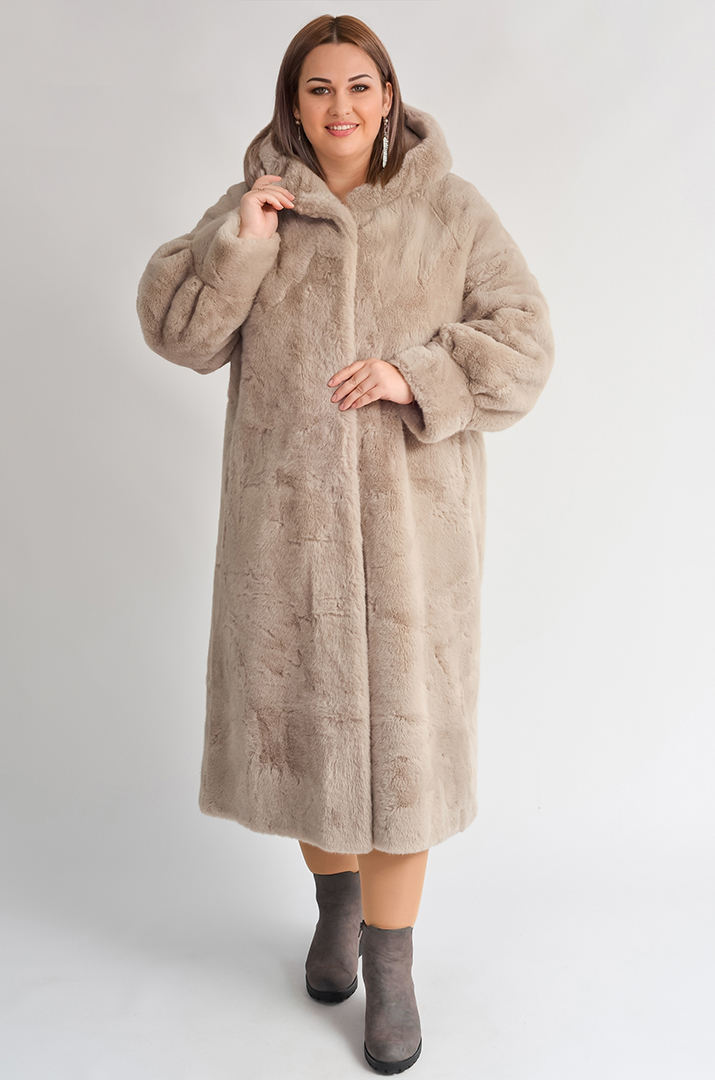 Шуба з екохутра прямого крою великих розмірів