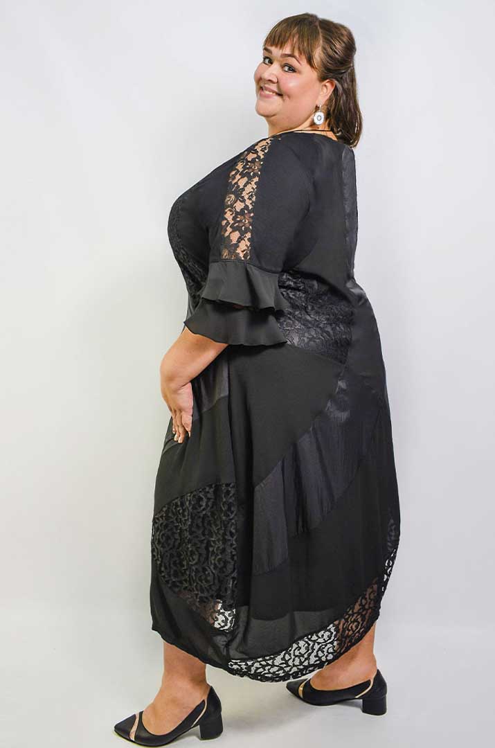 Сукня довга з прикрасою супер батал