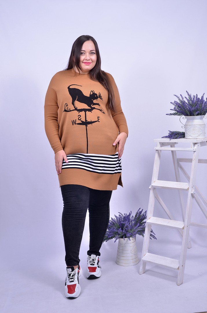 Туника прямая с принтом батал