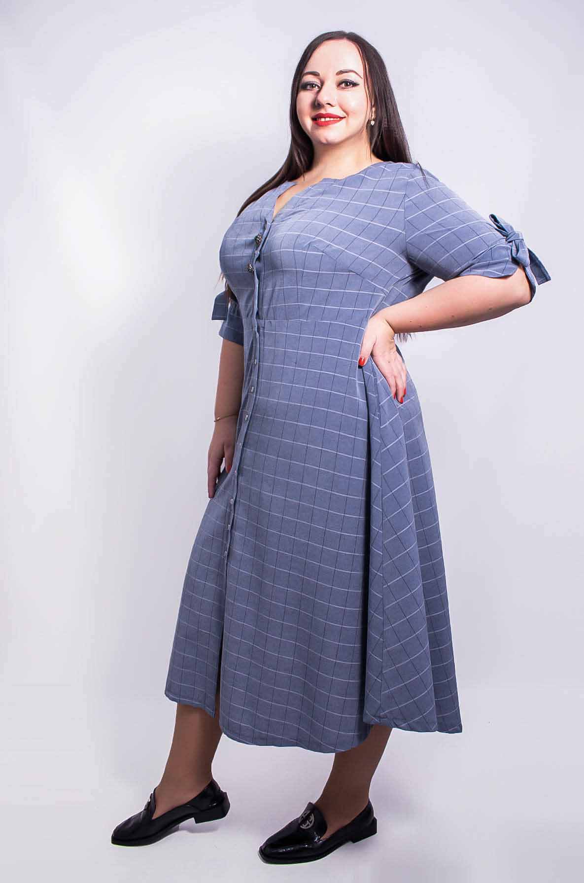 Сукня в клітинку батал